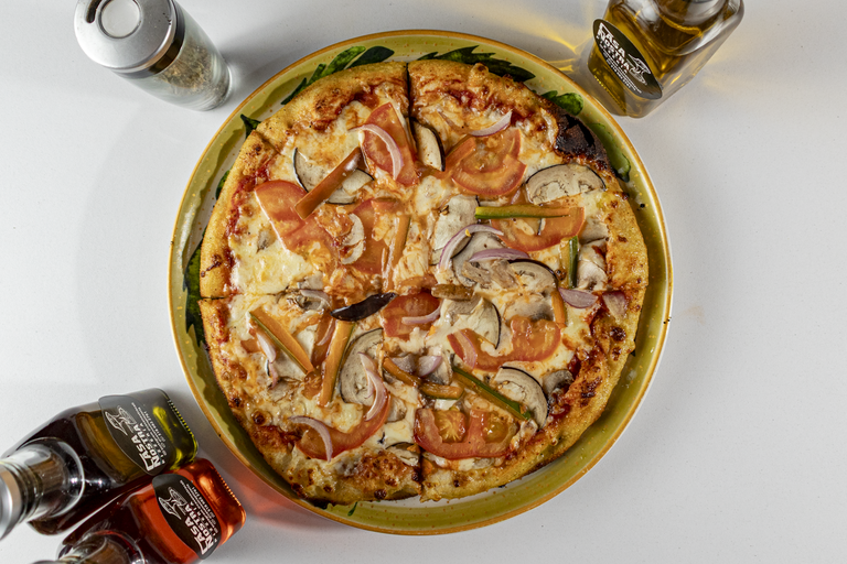 Pizza vegetariana en Casa Nostra pizzeria