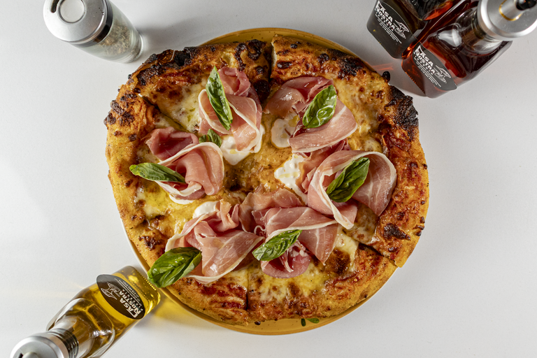 PIzza Nouva en Casa Nostra pizzeria